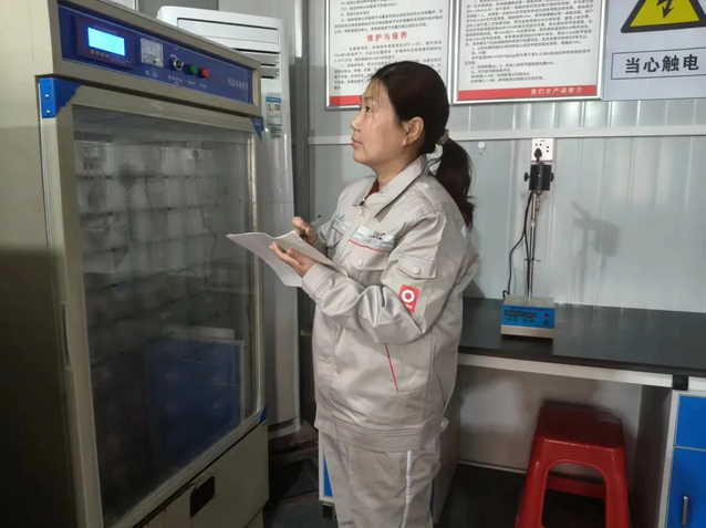  最美工程技術人員 | 鄧州中聯周潔：混凝土試驗員把好“守門”關 